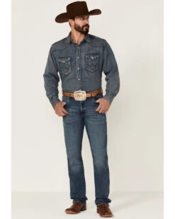 Wrangler Retro Men's Hereford Medium Wash Stretch Slim Straight Jeans